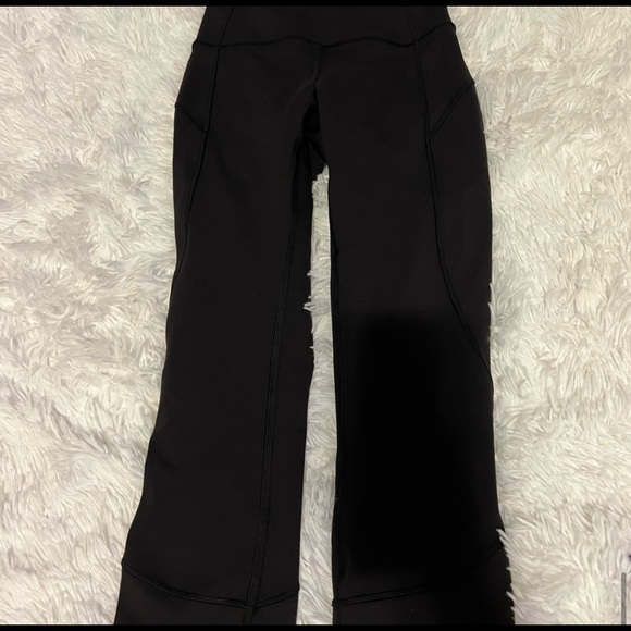 Lululemon Fast and Free High-Rise Crop 19” - Picture 2 of 3